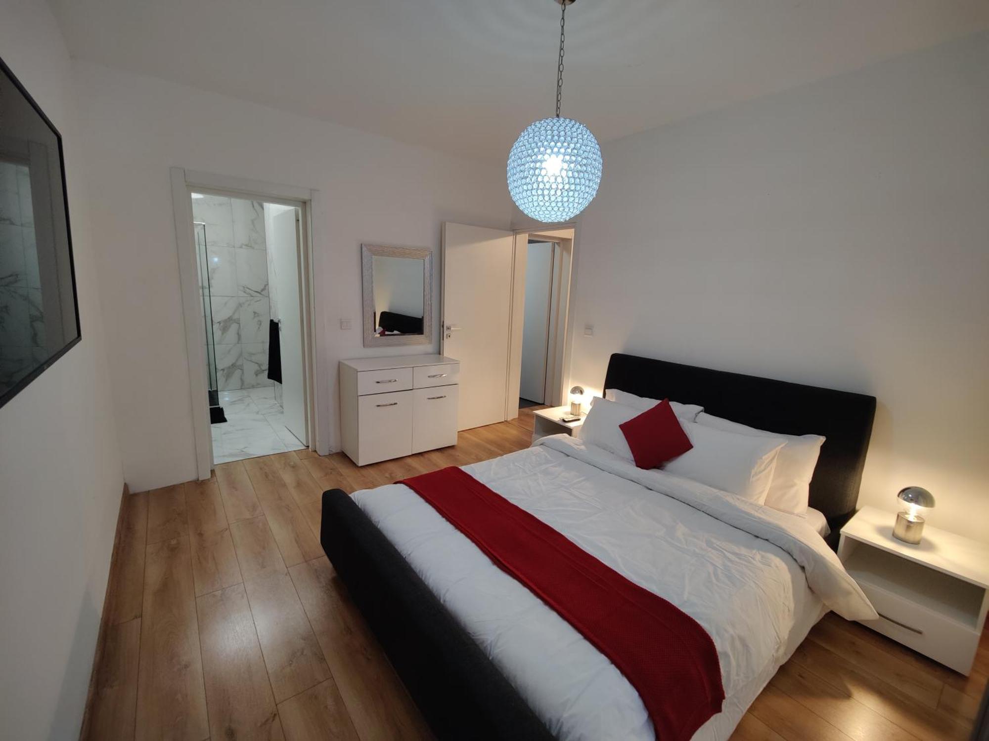 Central Modern Sliema 2 Bedroom Apartment Buitenkant foto