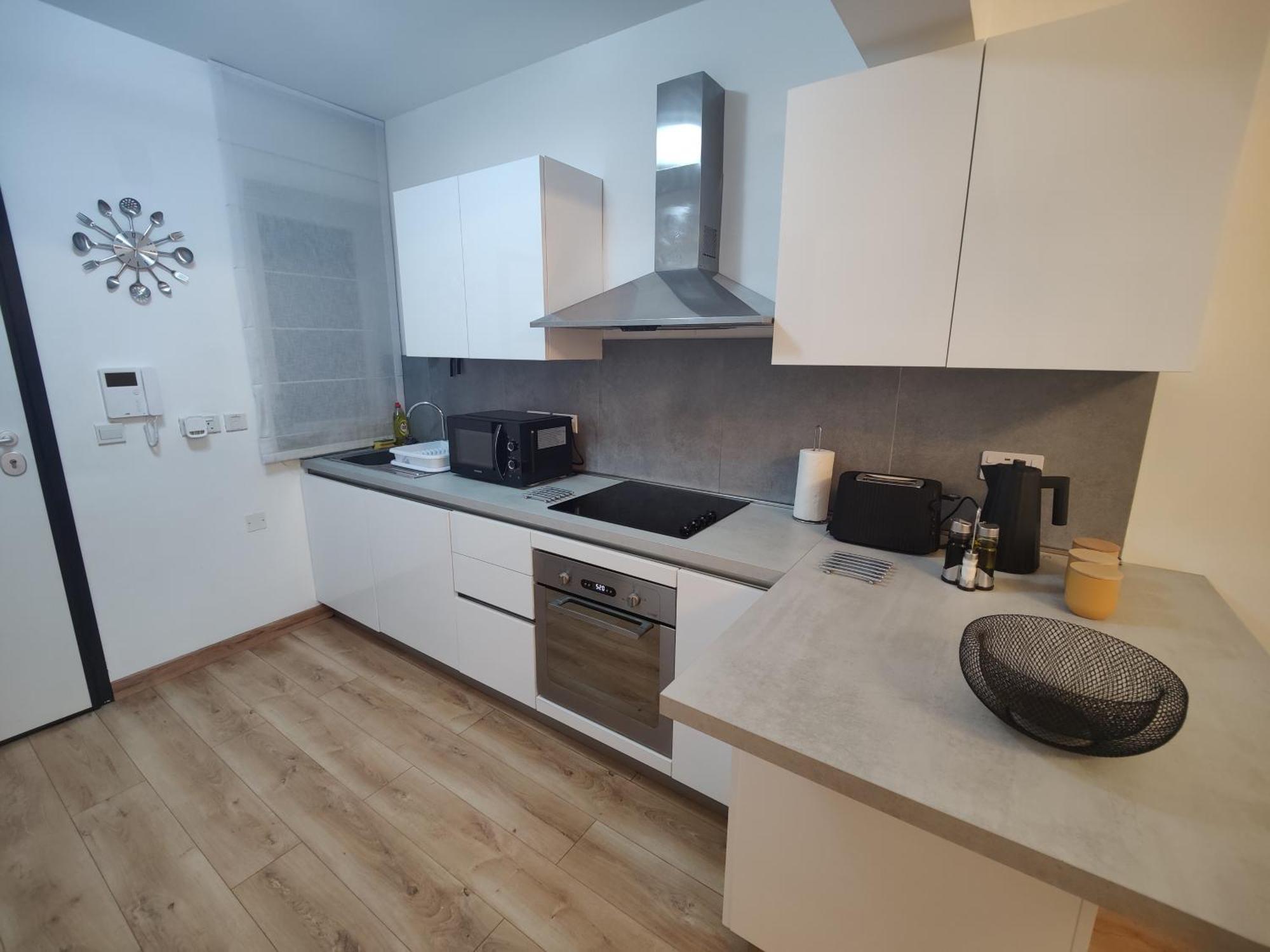 Central Modern Sliema 2 Bedroom Apartment Buitenkant foto